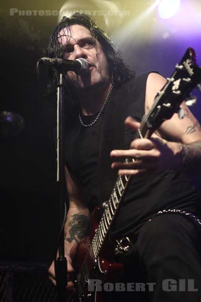 PRONG - 2008-01-10 - PARIS - La Locomotive - 